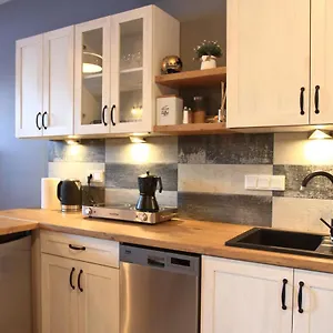 https://studio-aparatka.warsawhotelspoland.com